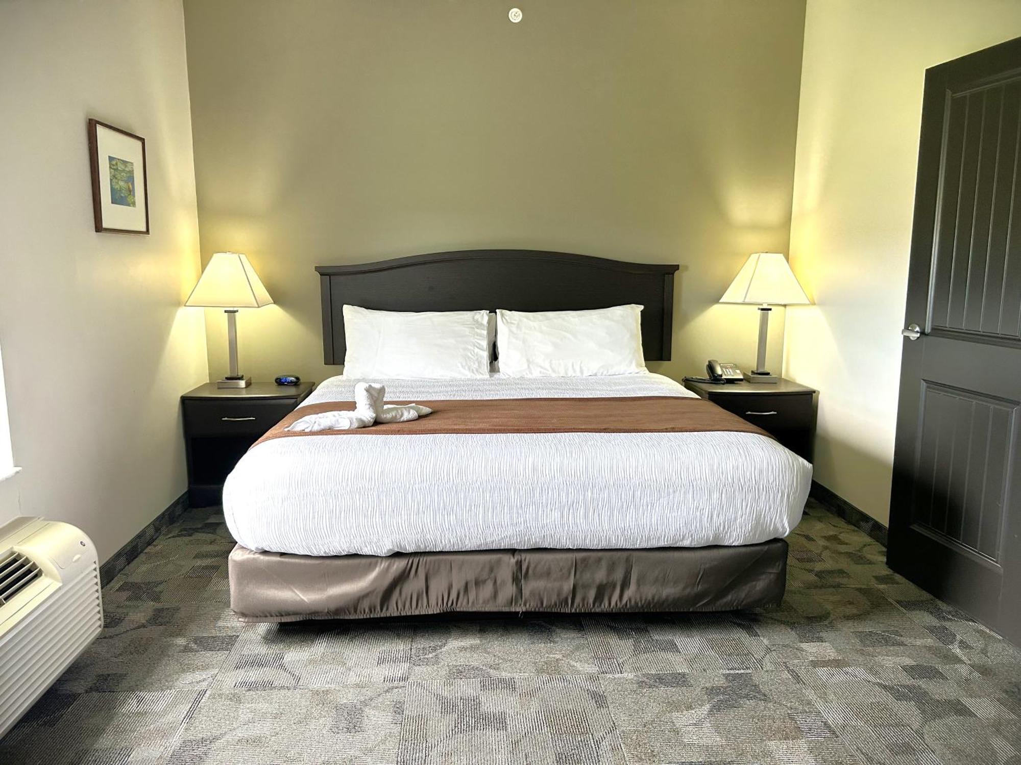 Midland Inn & Suites מראה חיצוני תמונה